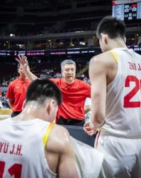 yl23455永利-最新排名！日本领跑，韩国第2，中国男篮2胜2负第3，再赢1场出线