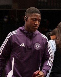 20岁身价5000万欧！卫报：因被阿莫林边缘化，梅努想要离开曼联